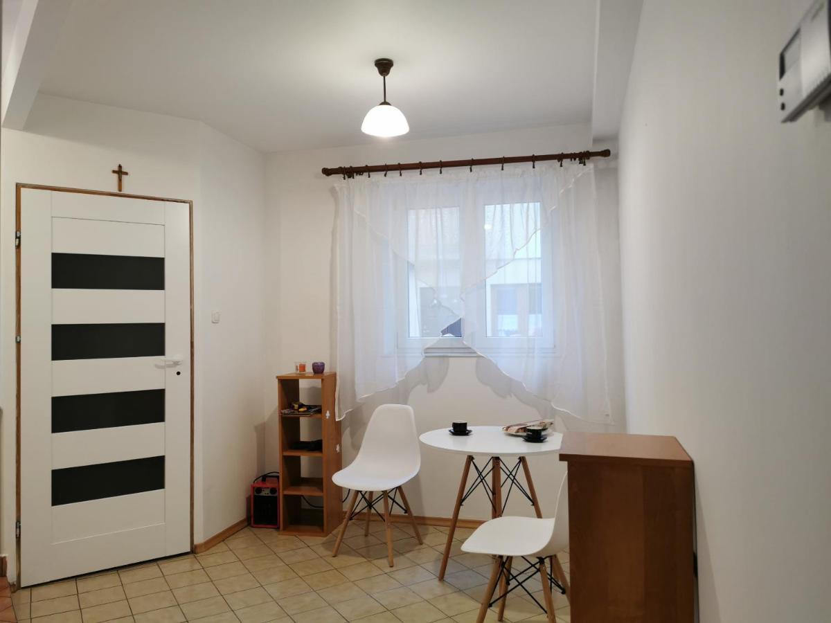 White Apartment Jabłonna Kültér fotó